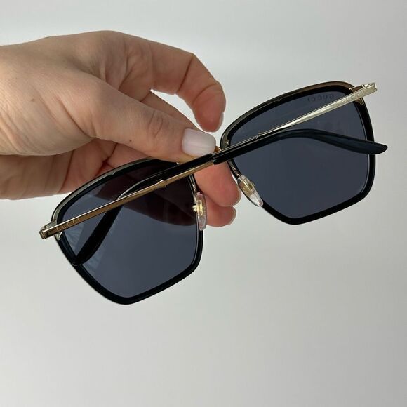 BRAND NEW GUCCI GG0673S 001 Black Gold Grey Sunglasses main image 12